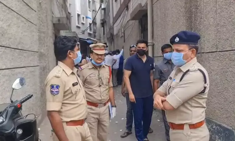 Human skeletal remains found inside abandoned house in Nampally; house locked for 7 years