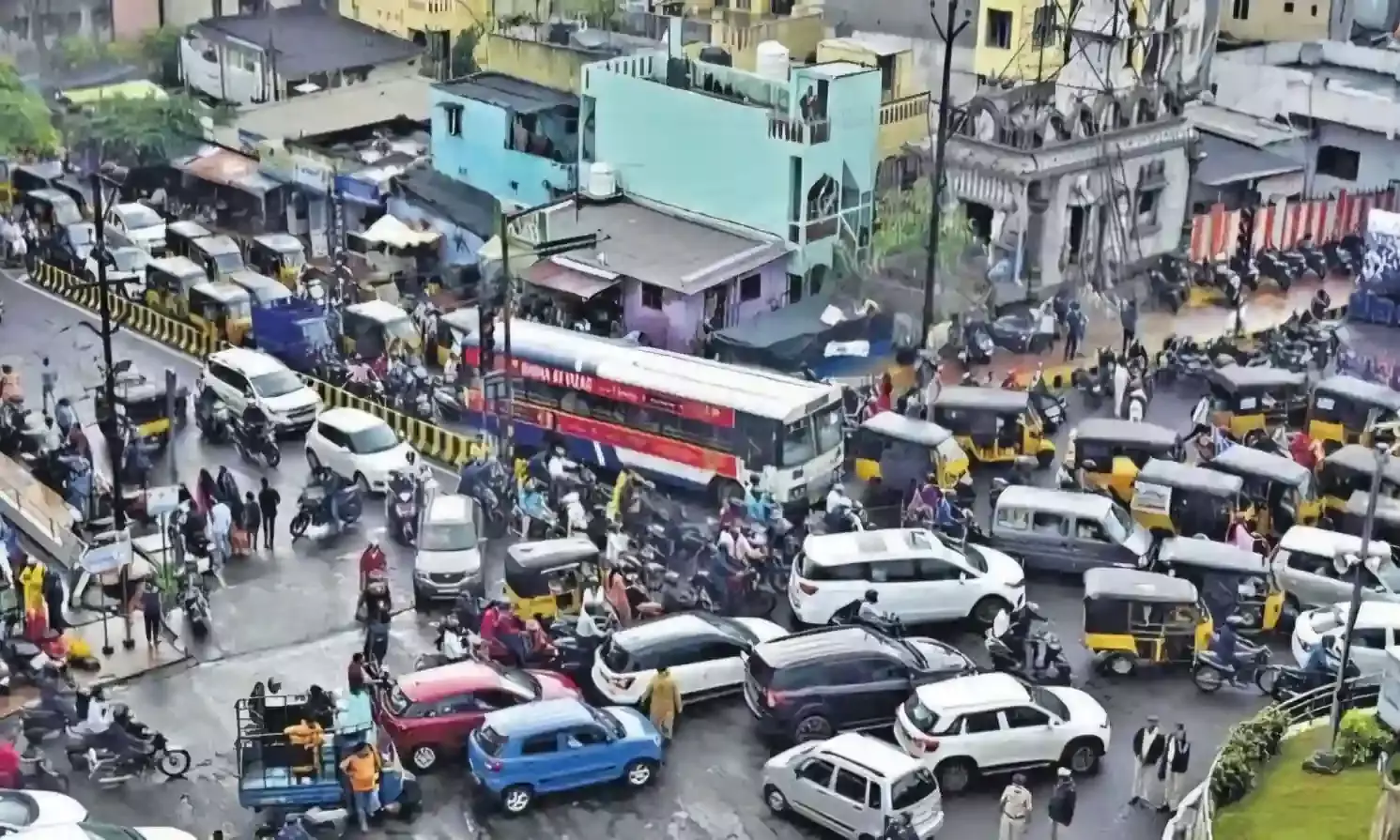 `SARTHI’: GVMC launches AI-based traffic management pilot project