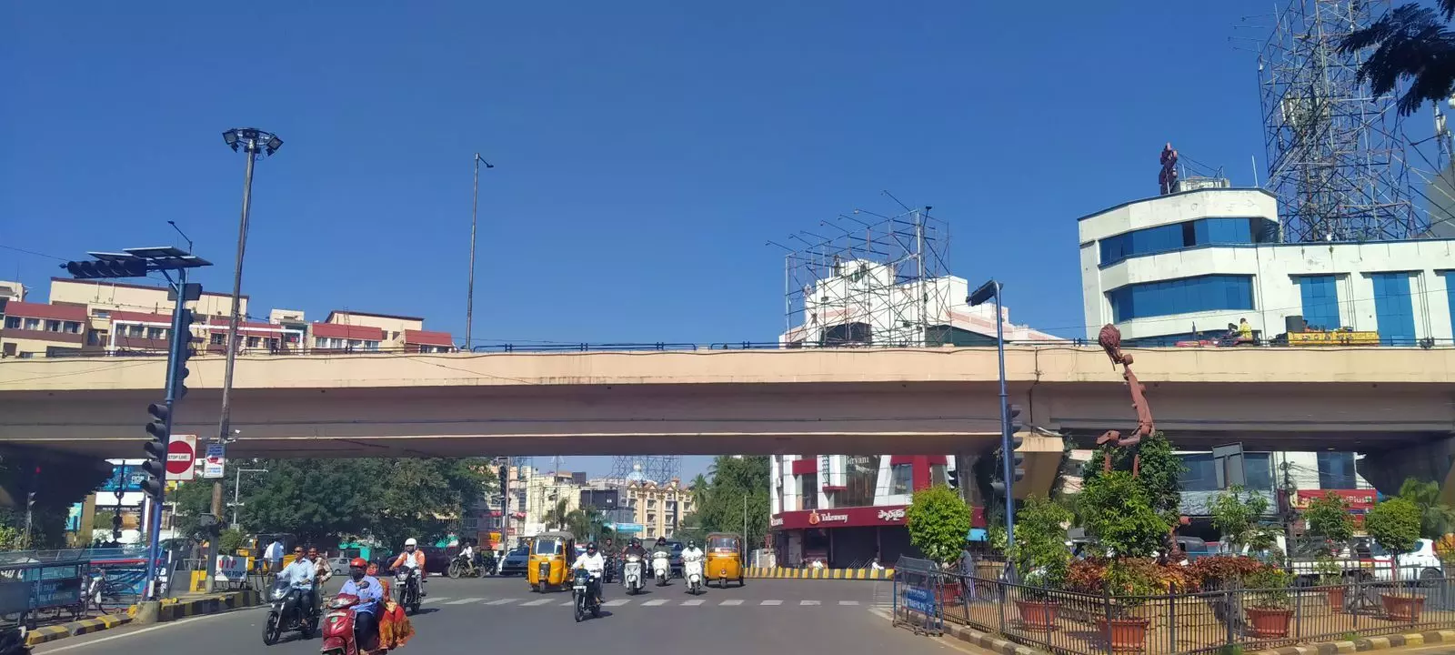GHMC partially closes Masab Tank flyover for repairs; check these routes before commuting GHMC partially closes Masab Tank flyover for repairs; check these routes before commuting