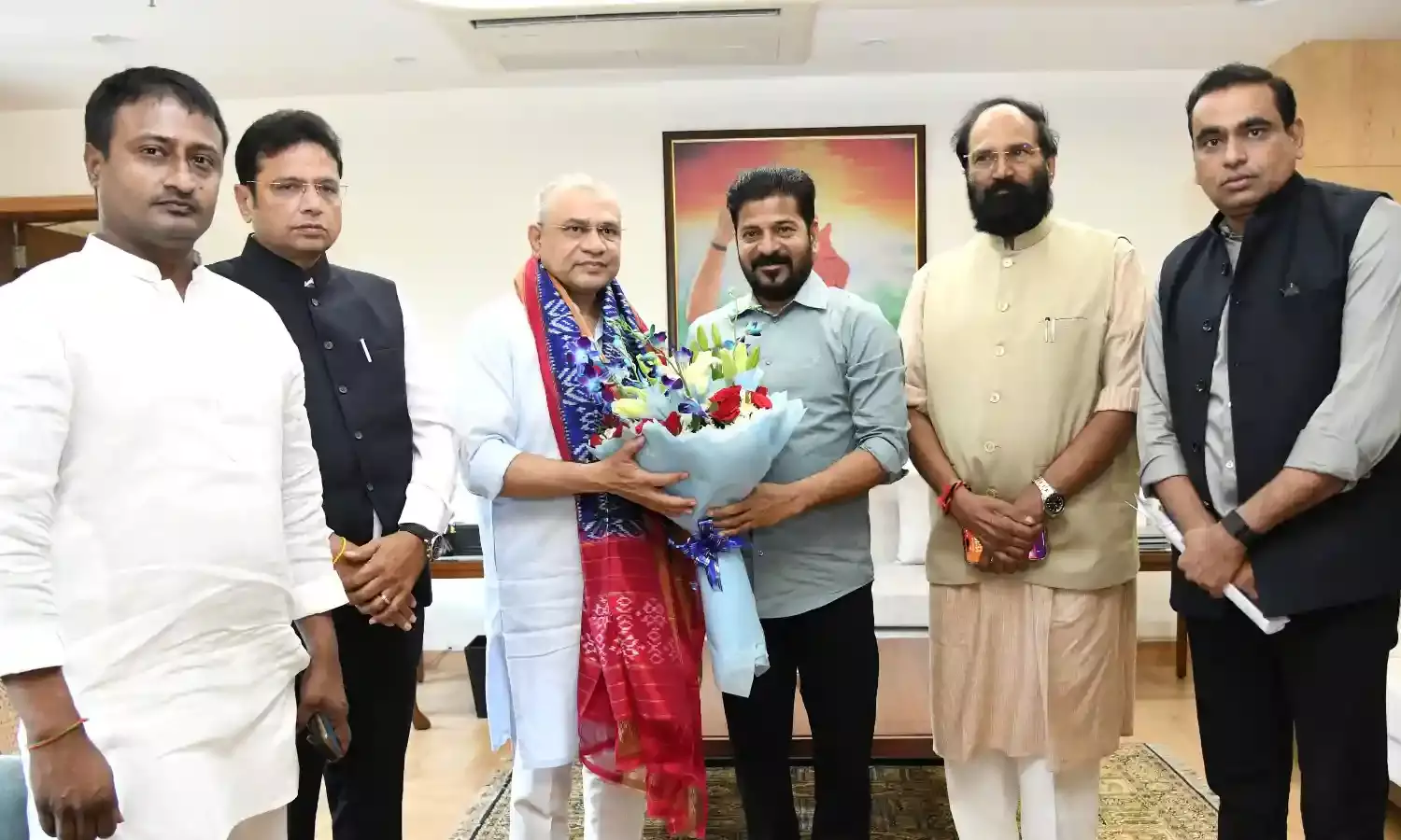 CM Revanth meets Railways Minister, seeks approvals for Rs 8,000 crore Regional Ring Rail project