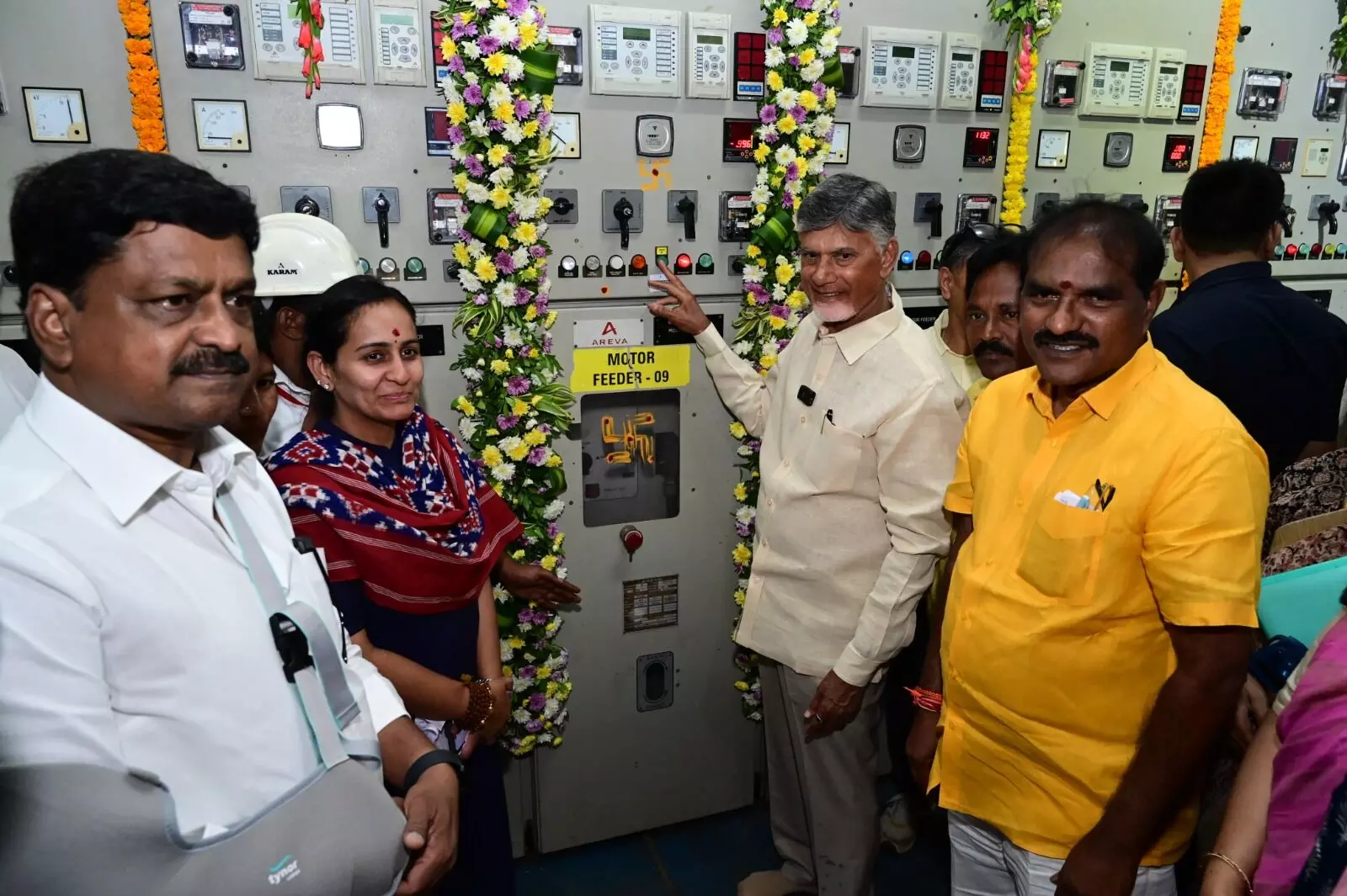 No need to conflict; effective Godavari water utilization can end drought in Andhra, Telangana: Naidu No need to conflict; effective Godavari water utilization can end drought in Andhra, Telangana: Naidu