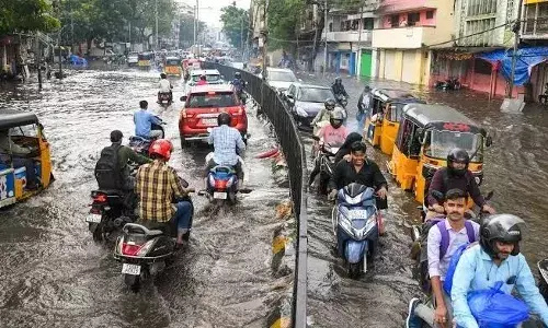 Heavy rains return to Hyderabad: Traffic disruptions, safety advisory issued