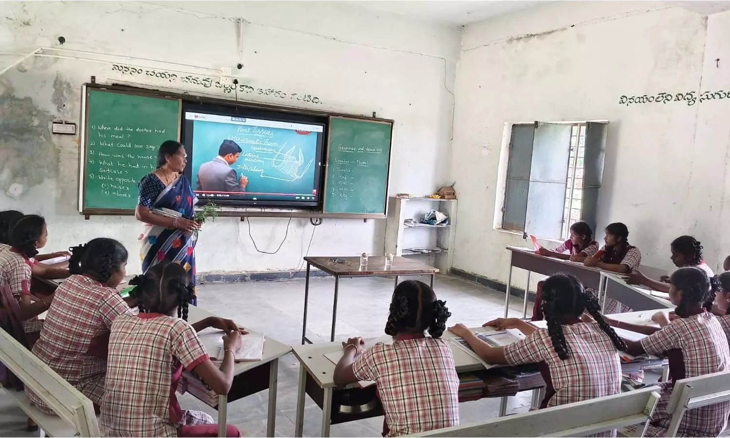 No student left behind: Jangaon schools introduce U-shaped seating layout in classrooms No student left behind: Jangaon schools introduce U-shaped seating layout in classrooms