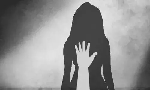 Narayankhed former councillor booked under POCSO for harassing minors at Sangareddy girlsā hostel