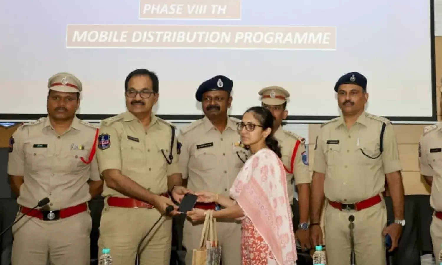 Cyberabad police recover 827 lost, stolen mobile phones worth Rs 2 Cr in 45 days