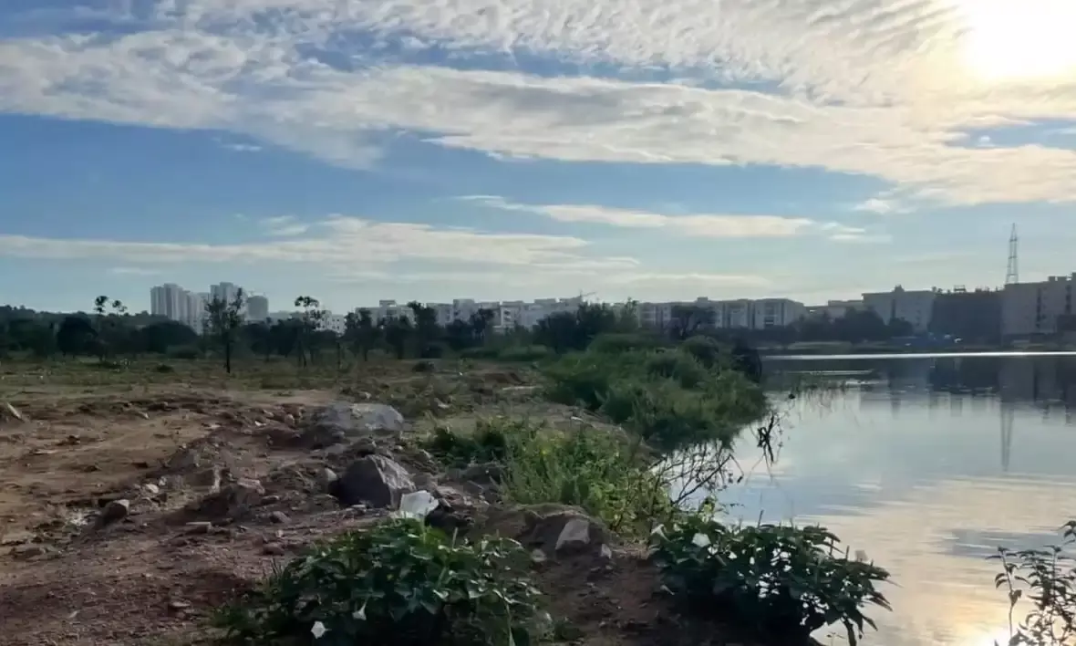 From 50 acres to just 12: HYDRAA orders removal of soil dumped on Mushkin Lake in Manikonda