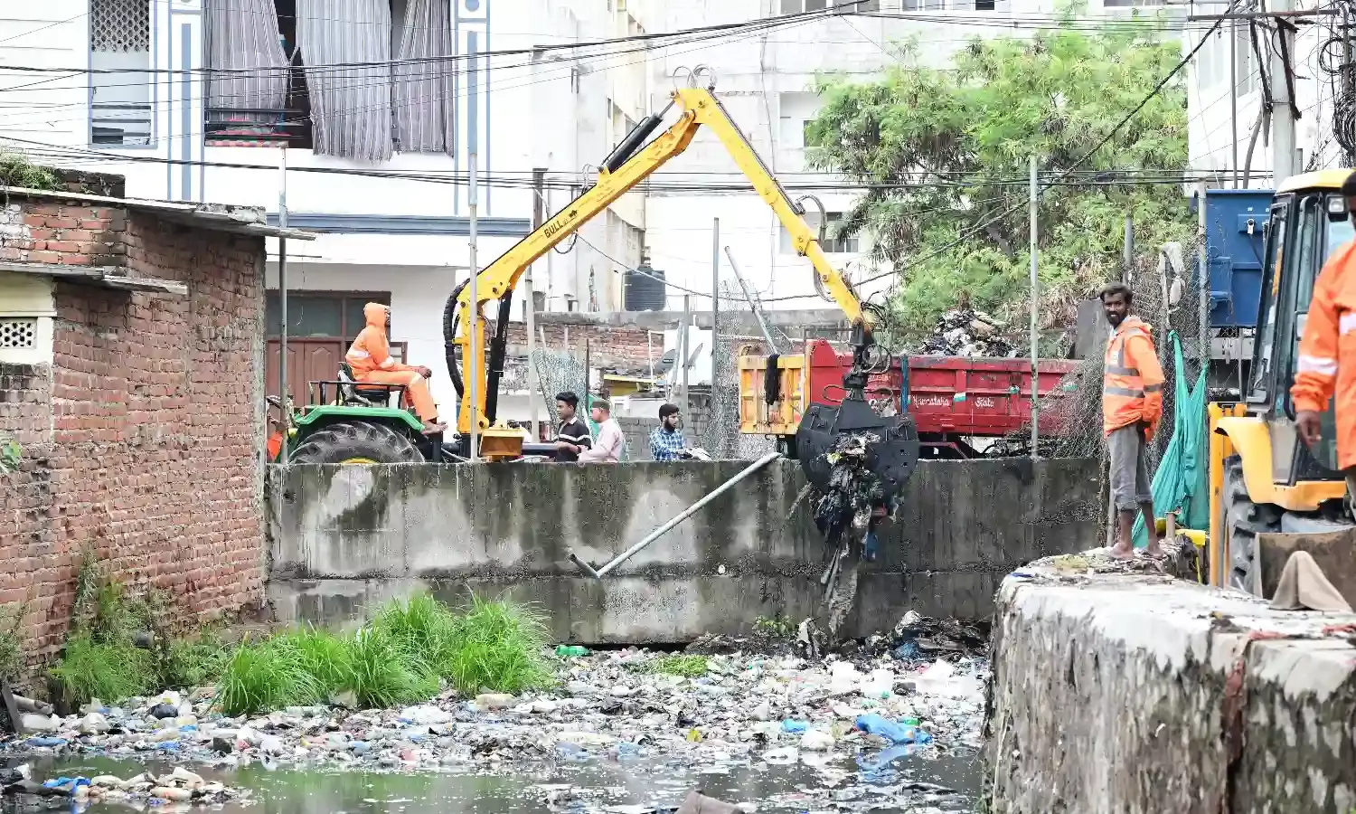 Hyderabad rains: HYDRAA to clear 50 truckloads of garbage in Bulkapur nala to prevent flooding