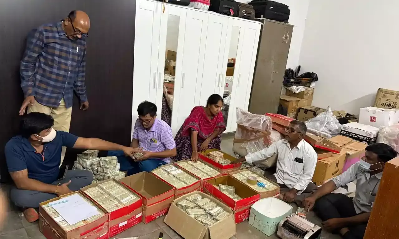 Andhra liquor scam: Investigators recover ₹11 crore cash from cardboard boxes in Sulochana Guest House at Kacharam