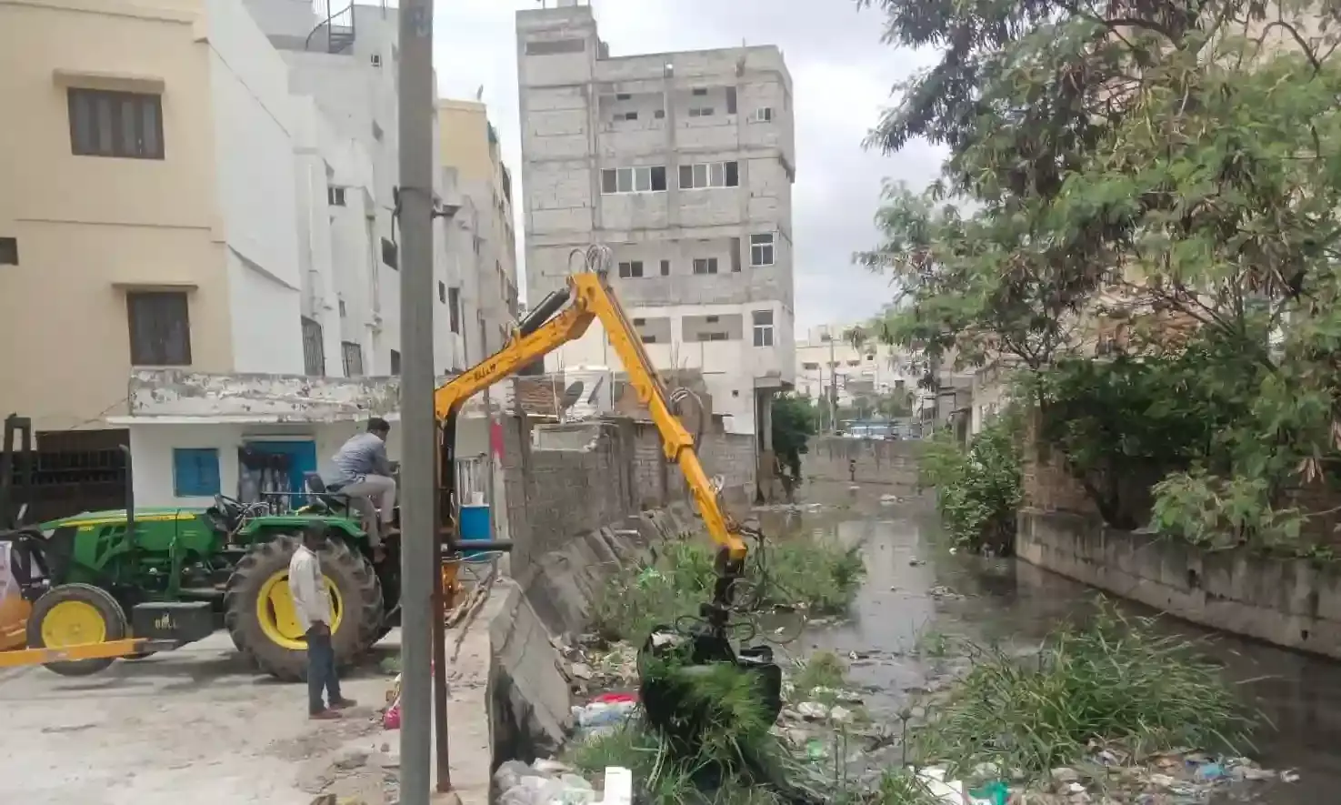 HYDRAA launches major drain cleanup drive in Alwal, Tolichowki, LB Nagar