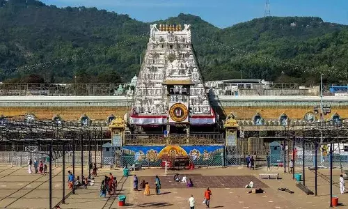 Tirumala Brahmotsavams draw 6 lakh devotees, Rs 25 Cr in hundi