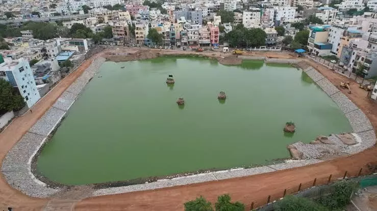 Hyderabad: MoHUA team hails HYDRAAs Bathukamma Kunta rejuvenation; calls it `model for lake restoration Hyderabad: MoHUA team hails HYDRAAs Bathukamma Kunta rejuvenation; calls it `model for lake restoration