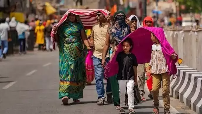 Unseen Heatwave: Surge in illnesses across Hyderabad as humid nights prevent body from cooling Unseen Heatwave: Surge in illnesses across Hyderabad as humid nights prevent body from cooling
