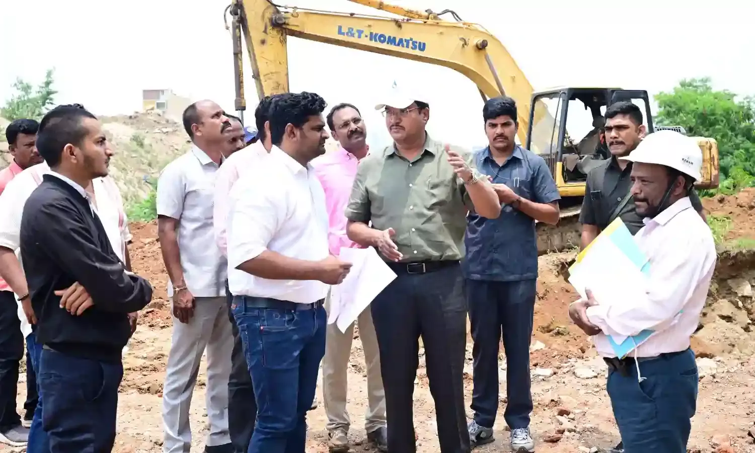 HYDRAA penalises Vasavi Constructions for obstructing major floodwater canal in Hitec City