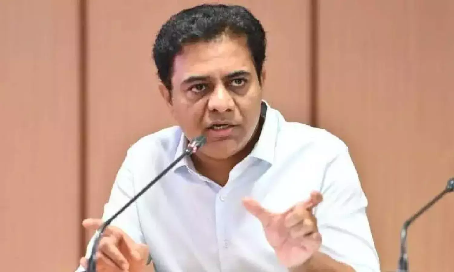 KTR: Congress govt ended first quarter with Rs 10,583 crore revenue deficit instead of promised surplus