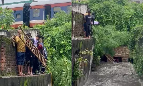 Video: 35-year-old saved from being swept away in Yakutpura drain by HYDRAA