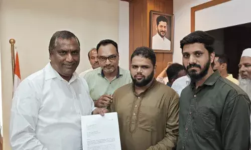 Telangana studentsā body demands action on over 1.21 lakh pending minority student applications