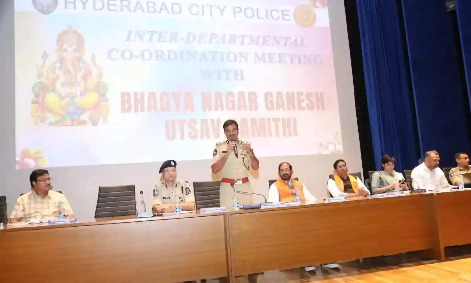 Potholed roads, inadequate drinking water facilities:  Ganesh Utsav committees flag civic concerns in Hyderabad