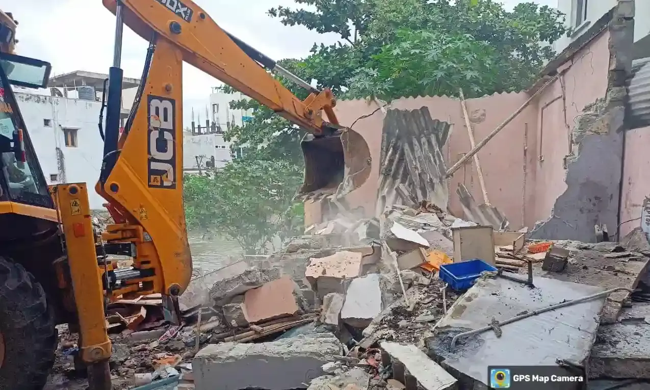 HYDRAA demolishes shops illegally built over AVB Puram Nala in Kukatpally