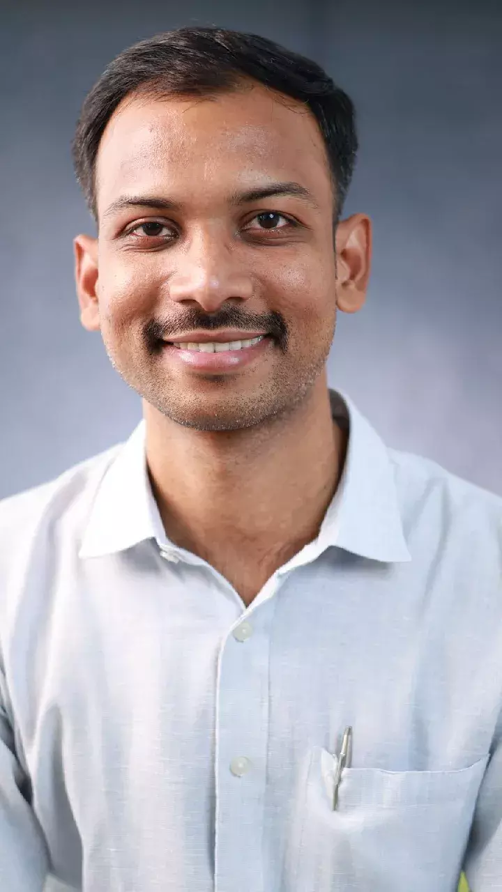 UoH’s Srinivas Duvvada Wins FABA Award for Next-Gen Vaccine Research