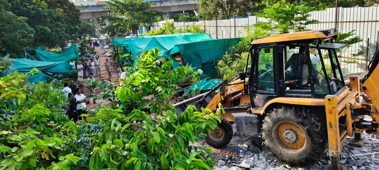 Rs 100 crore Jubilee Hills land freed from encroachments after two decades Rs 100 crore Jubilee Hills land freed from encroachments after two decades