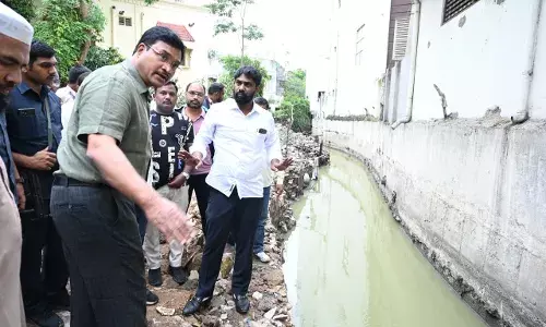 HYDRAA inspects nala from Shaikpet Kotha Cheruvu to Shatam Cheruvu, targets encroachments