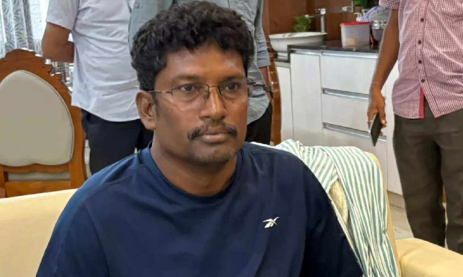 Warangal tahsildar arrested by ACB for amassing Rs 5.02 crore in illegal assets Warangal tahsildar arrested by ACB for amassing Rs 5.02 crore in illegal assets