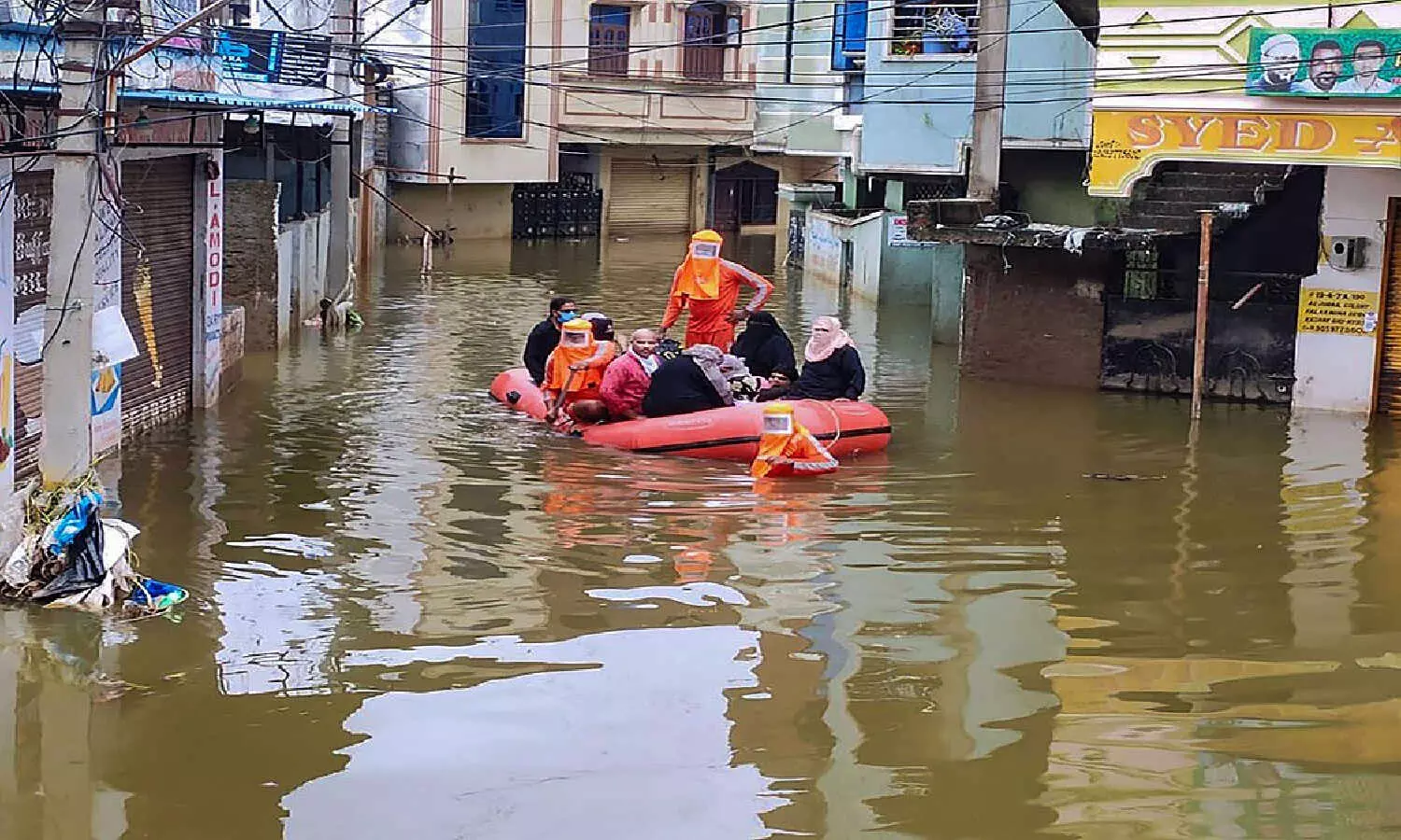 Telangana floods: 1,646 people rescued in six districts in 48 hours Telangana floods: 1,646 people rescued in six districts in 48 hours