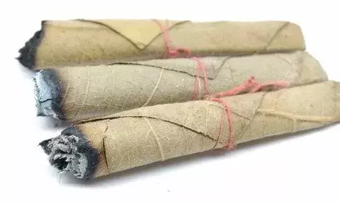 Centre cuts GST on beedis from 28% to 18%; health experts, activists raise alarm