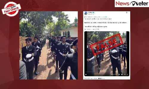Fact Check: Kerala Police raise Islamic slogans? No, video shows Muslim League scouts marching on Mawlid