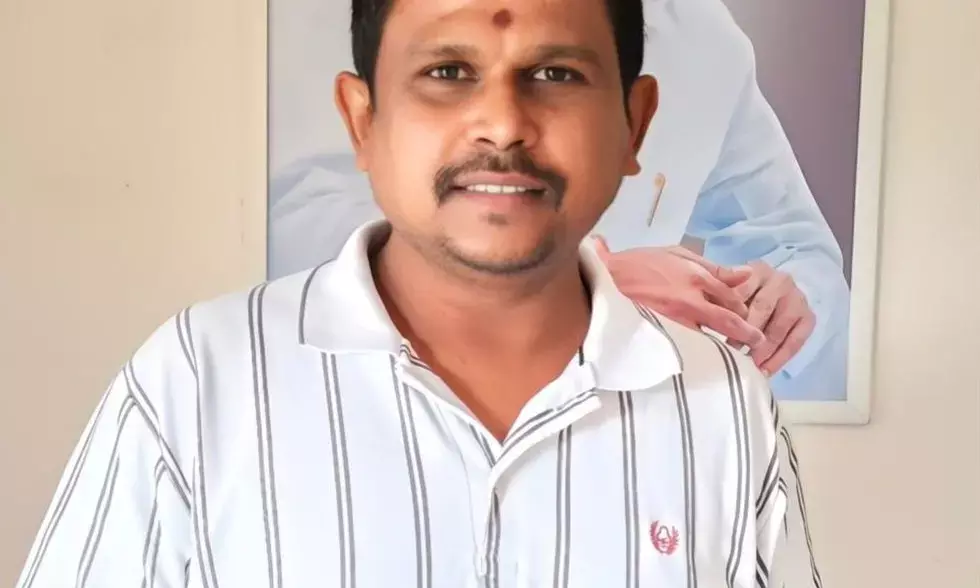 Telangana HC upholds social media freedom, quashes 3 cases against BRS social media activist Nalla Balu