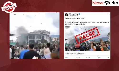 Fact Check: Nepal protesters loot bank, scatter cash? No, video shows vandalism at Energy Ministerās house