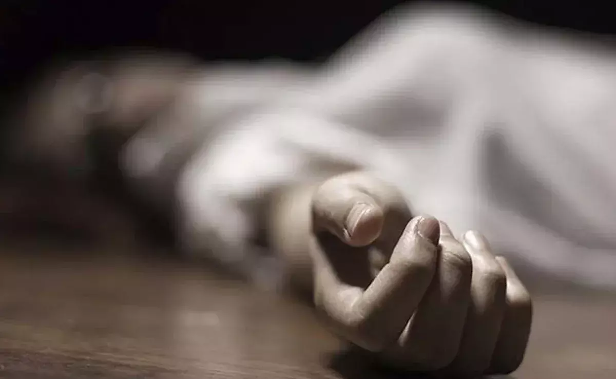 Adilabad student dies by suicide after dispute over Rs 10,000 bar bill Adilabad student dies by suicide after dispute over Rs 10,000 bar bill