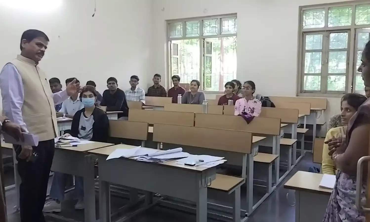 Hyderabad: OU VC Prof Molugaram conducts surprise inspections; orders action against absent teachers