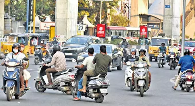 Hyderabad Police crack down on traffic violators; book 10,000 for wrong-side driving Hyderabad Police crack down on traffic violators; book 10,000 for wrong-side driving
