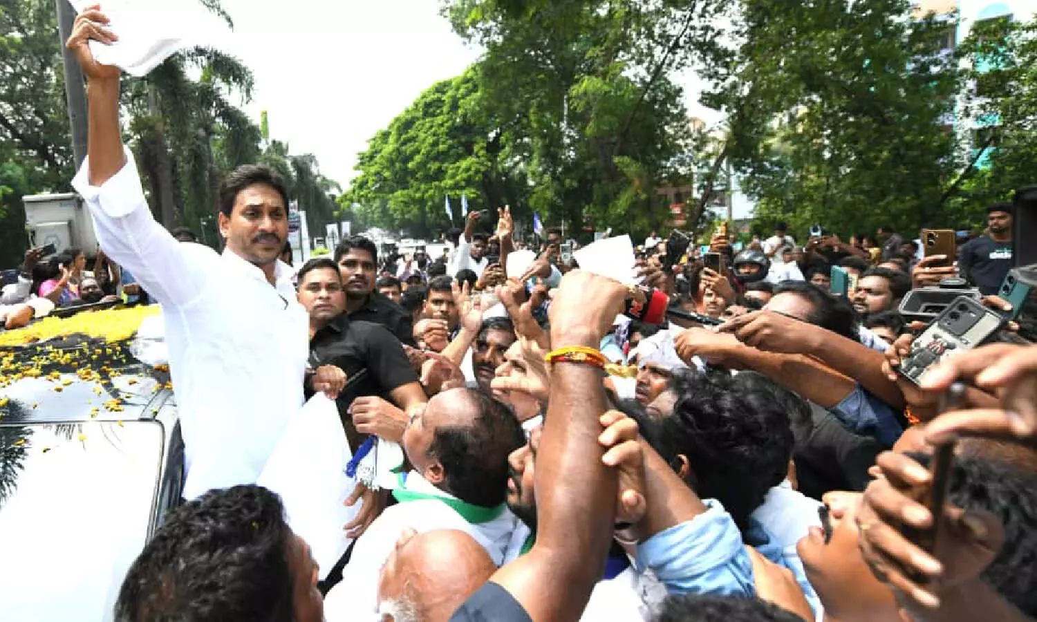 Vizag Steel Plant row: Jagan pledges to fight for workers’ rights, privatisation plan Vizag Steel Plant row: Jagan pledges to fight for workers’ rights, privatisation plan