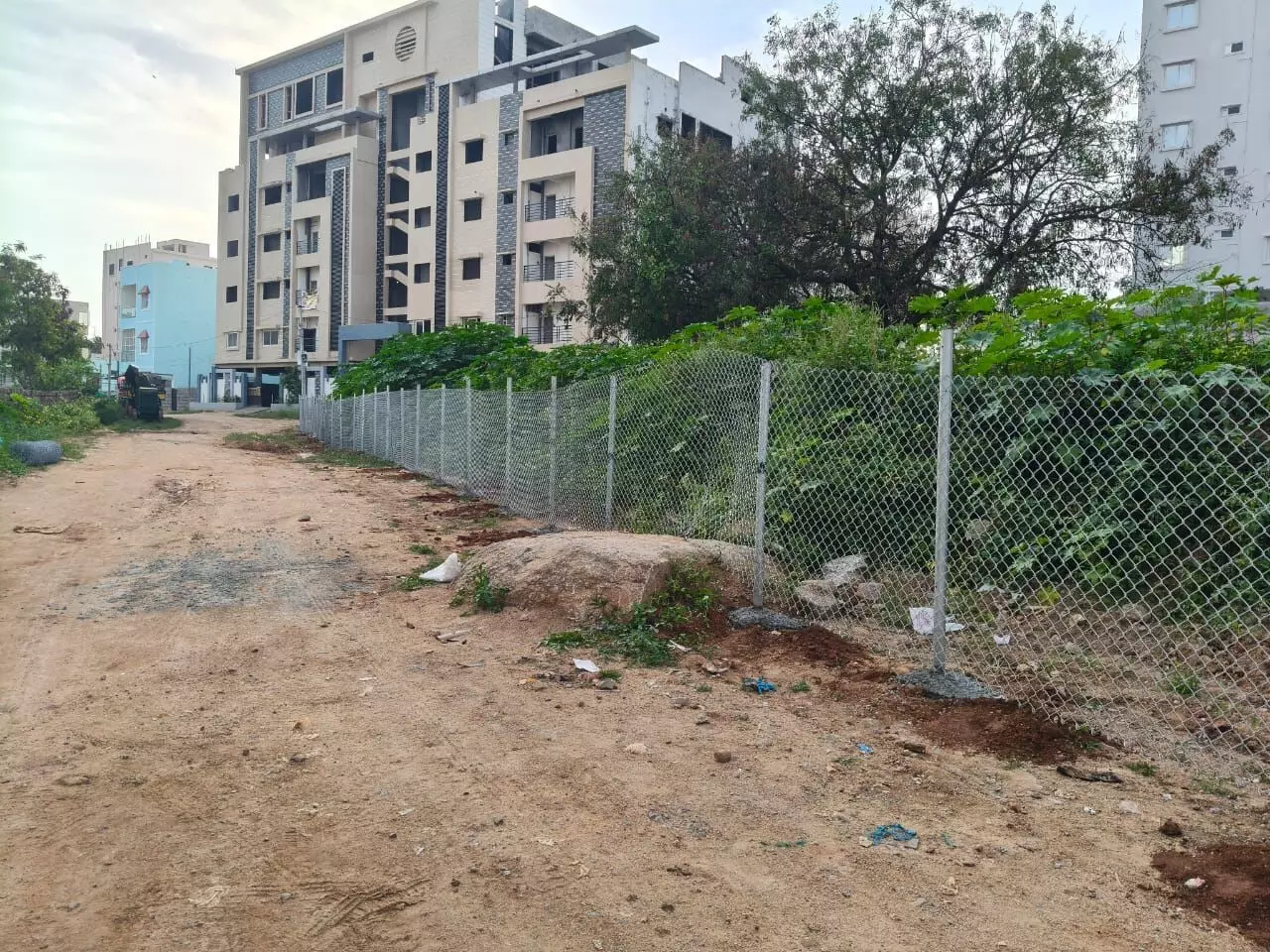 HYDRAA reclaims 3,712 sq yards of park land from encroachers in Bandlaguda Jagir HYDRAA reclaims 3,712 sq yards of park land from encroachers in Bandlaguda Jagir