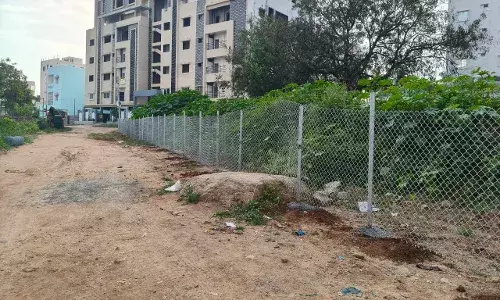 HYDRAA reclaims 3,712 sq yards of park land from encroachers in Bandlaguda Jagir