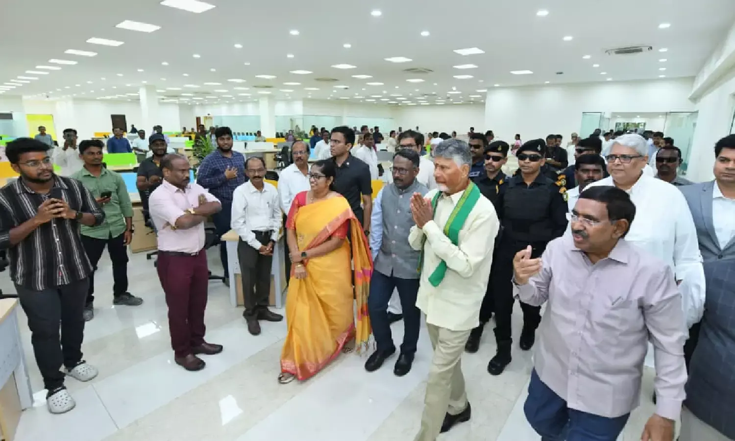 CM Naidu opens CRDA complex–first completed building in Amaravati capital region