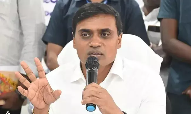 AP liquor scam: SIT searches YSRCP MP Mithun Reddys homes, offices in Yusufguda, Kondapur