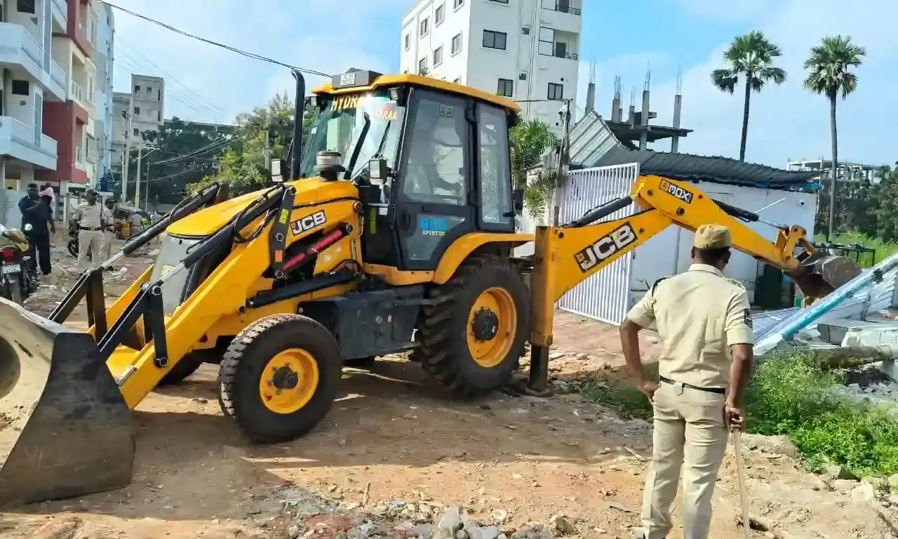 HYDRAA dismantles illegal structures at public places in Rajendranagar; frees land worth Rs 139 Cr