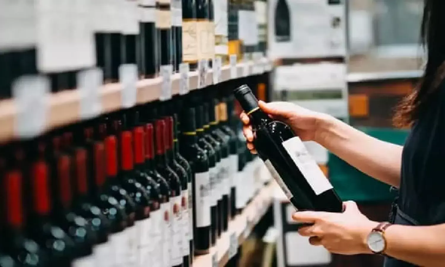 Scan QR code before you buy a liquor bottle: CM Naidu