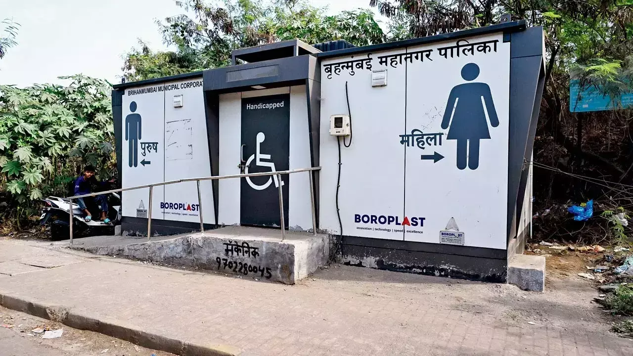 Attn highway users : Report dirty toilets at toll plazas, earn free Rs 1000 FASTag recharge Attn highway users : Report dirty toilets at toll plazas, earn free Rs 1000 FASTag recharge