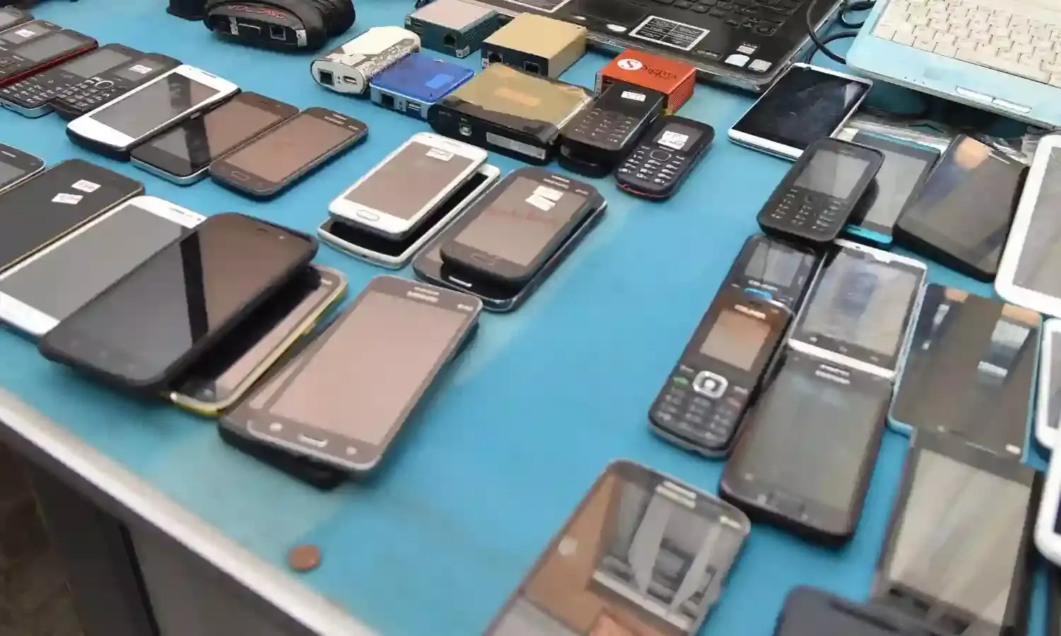 1 lakh stolen mobiles recovered: Telangana leads nation in recovering lost phones via CEIR