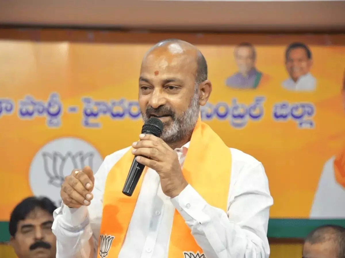 Bandi Sanjay warns Telangana netas having links to Maoist groups Bandi Sanjay warns Telangana netas having links to Maoist groups