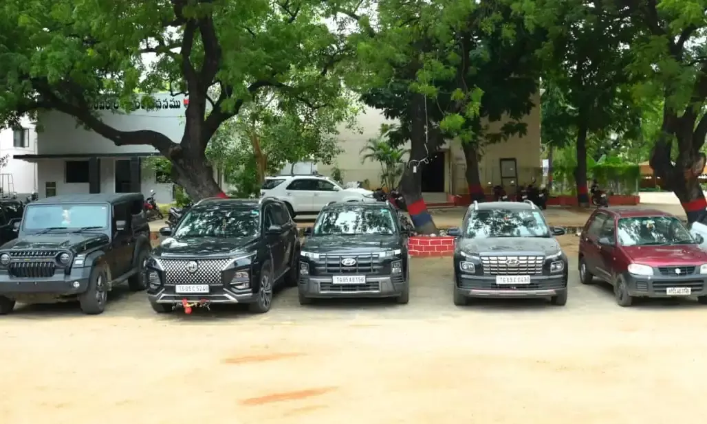 Nalgonda: Police bust fake investment racket; 9 more held for siphoning off Rs 50 Cr