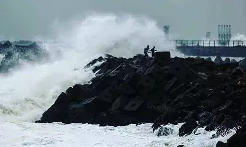 Cyclone Montha to make landfall near  Kakinada on Oct 28; schools shut for two days Cyclone Montha to make landfall near  Kakinada on Oct 28; schools shut for two days