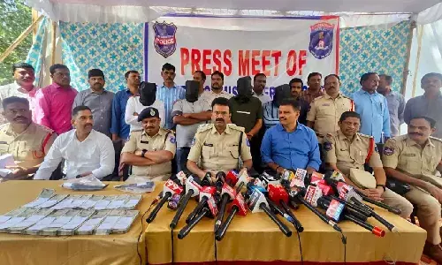 Dundigal police bust ācash baarishā scam; 4 held for duping victims with fake money-multiplying puja Dundigal police bust ācash baarishā scam; 4 held for duping victims with fake money-multiplying puja