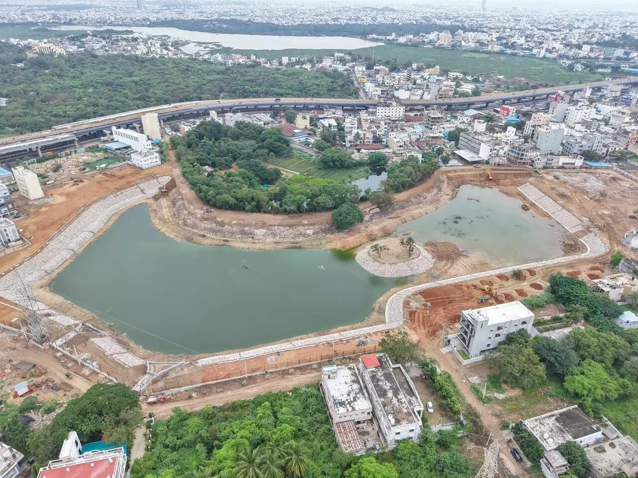 HYDRAA to restore 250-year-old Bum Rukn-ud-Dowla Lake in Old City, reduced from 18 acres to just 4 HYDRAA to restore 250-year-old Bum Rukn-ud-Dowla Lake in Old City, reduced from 18 acres to just 4