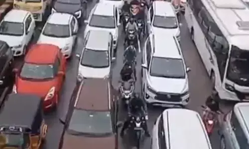 Hyderabad sees steady rain as Cyclone Montha’s impact spreads across Telangana Hyderabad sees steady rain as Cyclone Montha’s impact spreads across Telangana