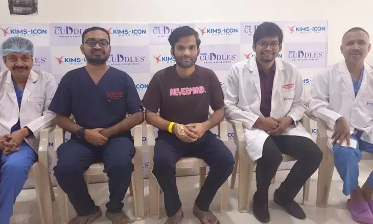 KIMS ICON team transports critical patient 500 km on ECMO support from Bhubaneswar to Vizag